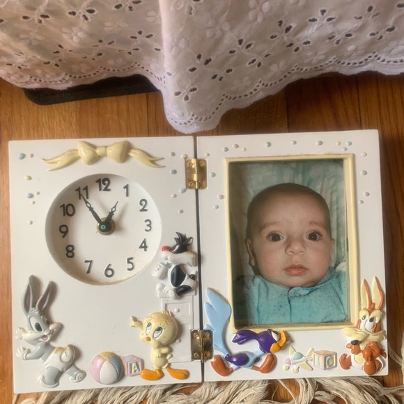DISNEY CERAMIC CLOCK/PICTURE FRAME